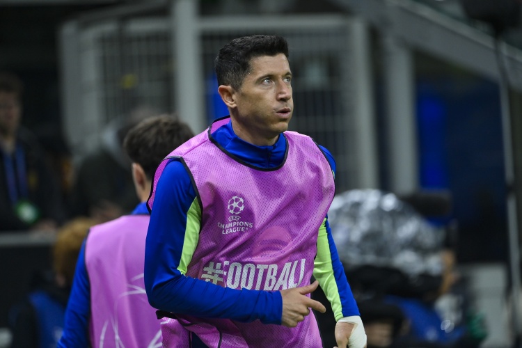 星空体育官网-阿斯：莱万恢复情况比预期好很多，如果一切顺利将可以出战莱万特